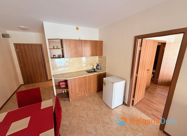 Velký dvoupokojový apartmán s výhledem na moře. Foto 11