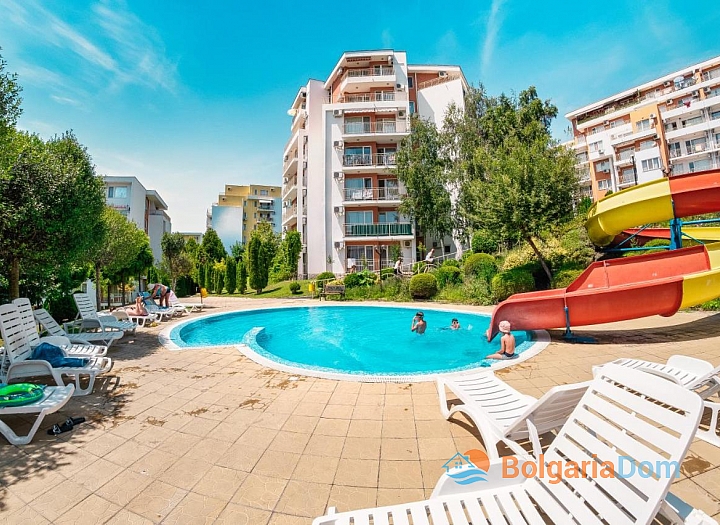 Útulný dvoupokojový byt 200 metrů od moře v krásném komplexu. Foto 13