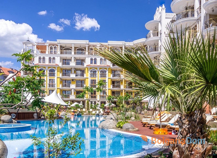 Квартира с видом на бассейн в премиальном комплексе. Фото 1