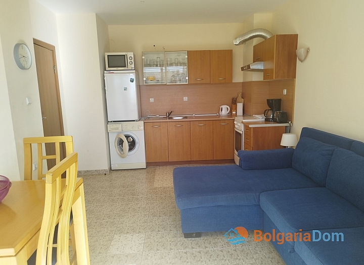 Apartament z widokiem na basen w kompleksie o doskonałej lokalizacji. Zdjęcie 9