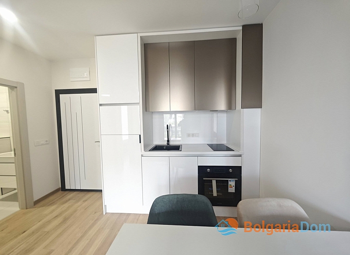 Nový byt v luxusním komplexu. Foto 8