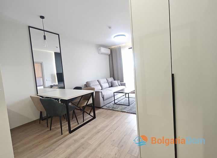 Nový byt v luxusním komplexu. Foto 9