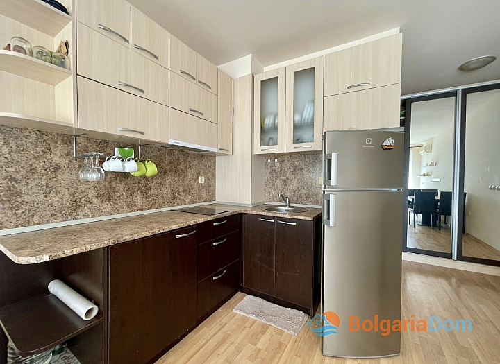 Nice three-room apartment 400 meters from the beach. Photo 4
