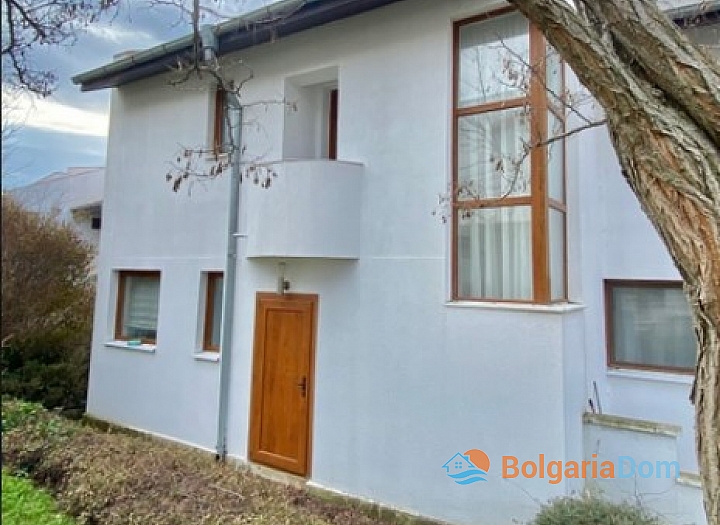 Таунхаус с двумя спальнями в красивом комплексе. Фото 9