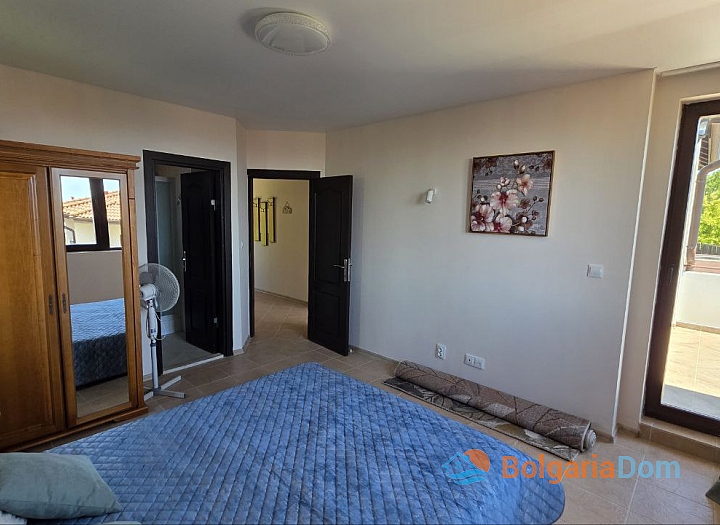 Velký byt s výhledem na moře v krásném komplexu. Foto 17