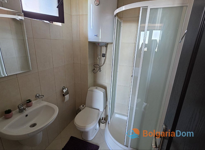 Velký byt s výhledem na moře v krásném komplexu. Foto 18