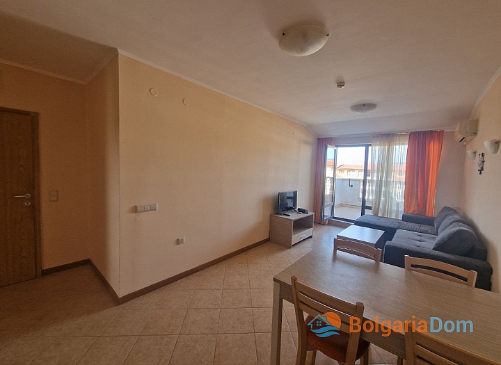 Spacious apartment with pool view in excellent complex. Photo 16