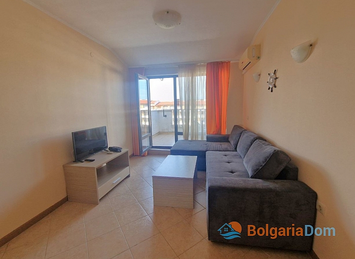 Spacious apartment with pool view in excellent complex. Photo 11