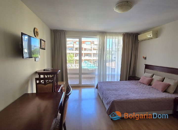 Útulné studio ve velkém rodinném komplexu. Foto 7