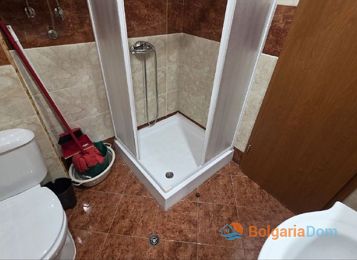 Útulné studio ve velkém rodinném komplexu. Foto 8