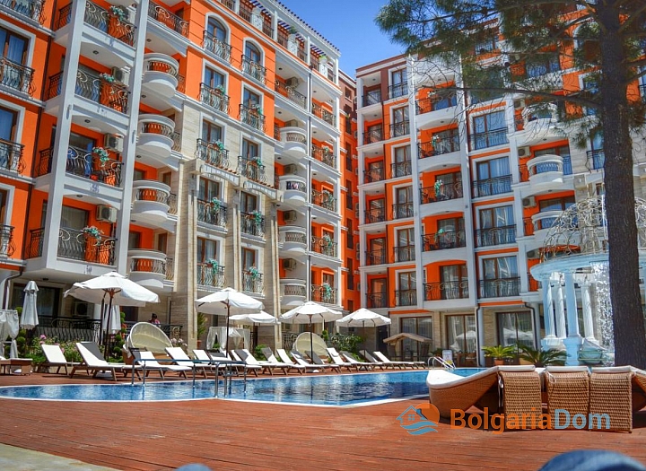 Шикарная квартира с видом на бассейн в люксовом комплексе. Фото 1 Шикарная квартира с видом на бассейн в люксовом комплексе. Фото 1