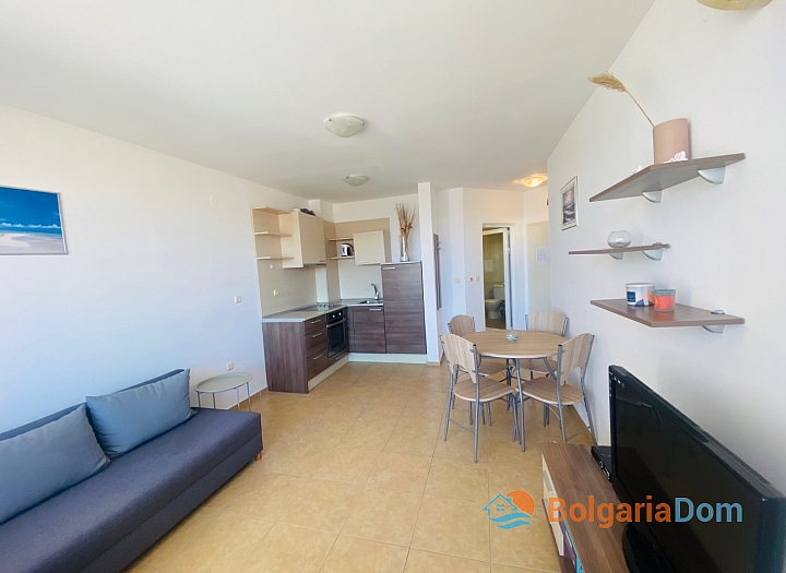 Nice apartment in a quiet place on the first line. Photo 10