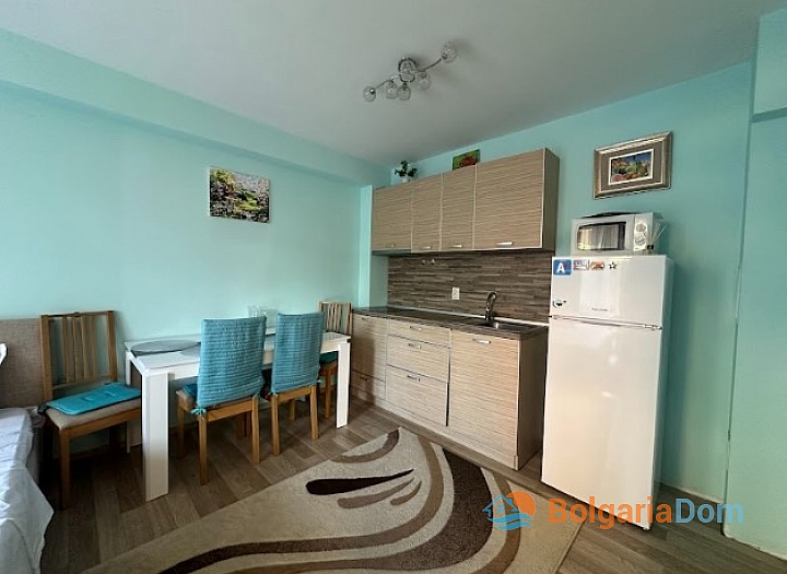 Geräumiges Studio im Zentrum von Sveti Vlas. Foto 5