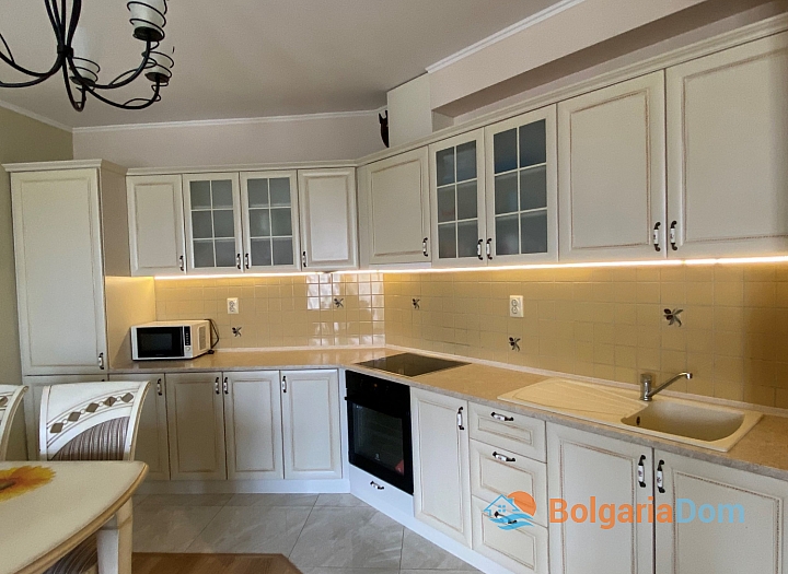Apartament z widokiem na basen w luksusowym kompleksie. Zdjęcie 10