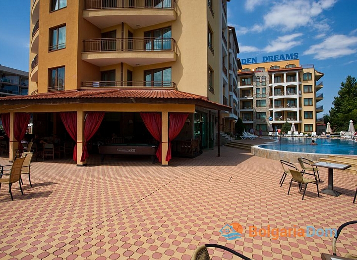 Отличная студия в центре Солнечного Берега. Фото 14