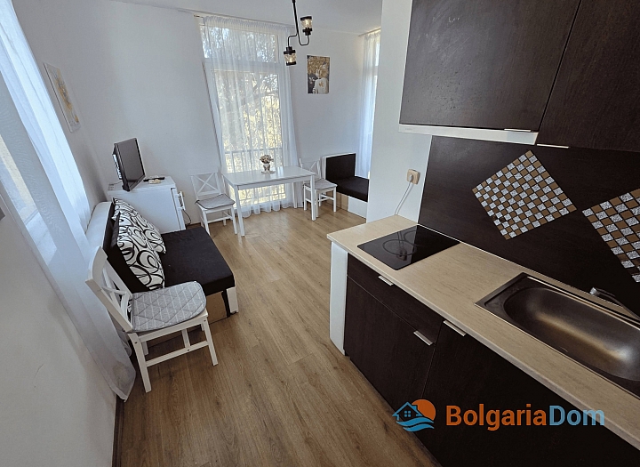 Симпатична квартира в комплексі з низькою таксою підтримки. Фото 6