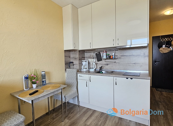 Квартира-студія в гарному комплексі за 200 метрів від моря.. Фото 9