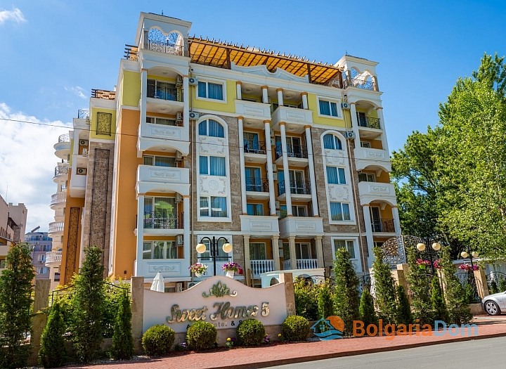 Dvoupokojový apartmán v luxusním komplexu na pobřeží. Foto 19