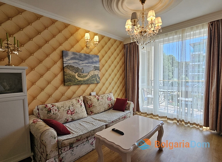 Dvoupokojový apartmán v luxusním komplexu na pobřeží. Foto 2