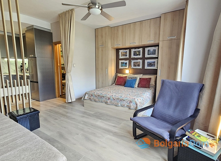 Spacious studio in a luxury complex on the first line. Photo 19