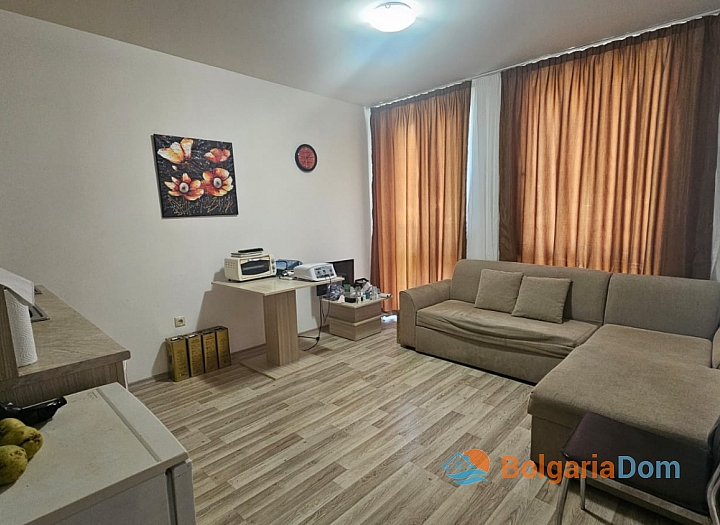Gemütliche Zweizimmerwohnung in einer wunderschönen Anlage an der Küste. Foto 3