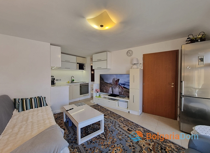 Two-room apartment in a complex without maintenance fee. Photo 14