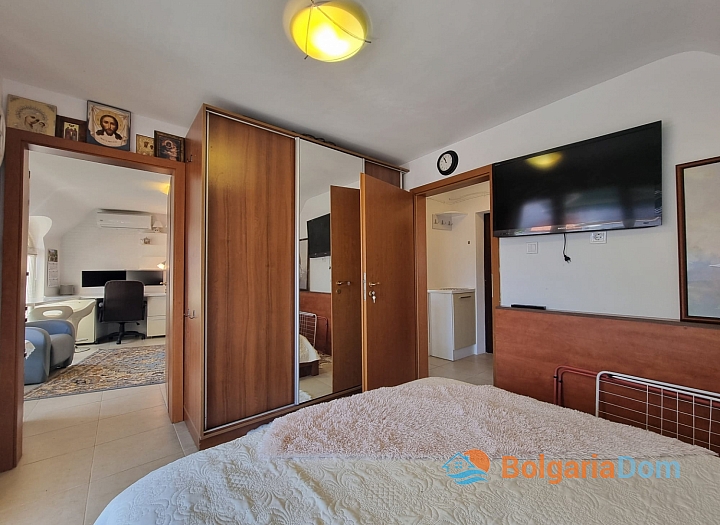 Two-room apartment in a complex without maintenance fee. Photo 5