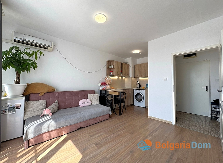 Large apartment in the center of Sunny Beach. Photo 1