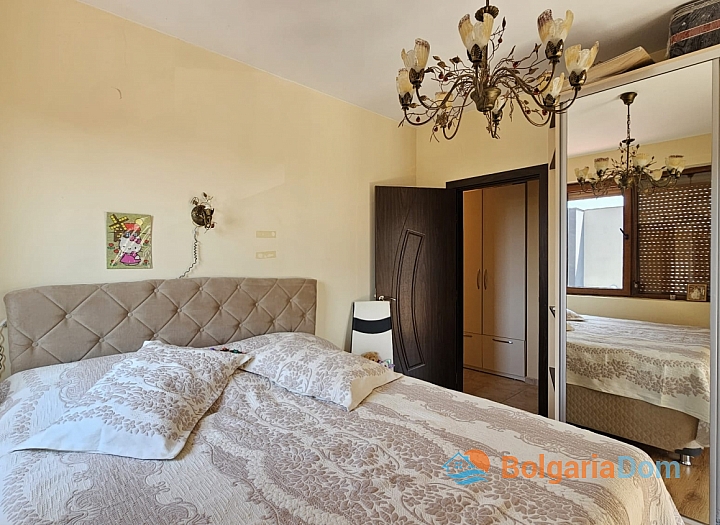 Three-room apartment 400 meters from the beach in Ravda. Photo 7