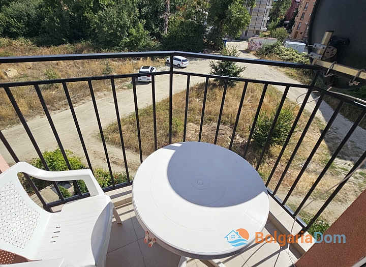 Eine Zweizimmerwohnung mit niedrigen Nebenkosten im Golden Day 2-Komplex.. Foto 14