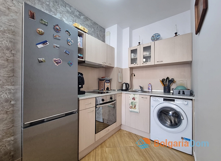 Zweizimmerwohnung mit Poolblick. Foto 10