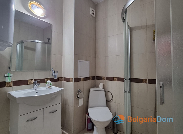 Zweizimmerwohnung mit Poolblick. Foto 13