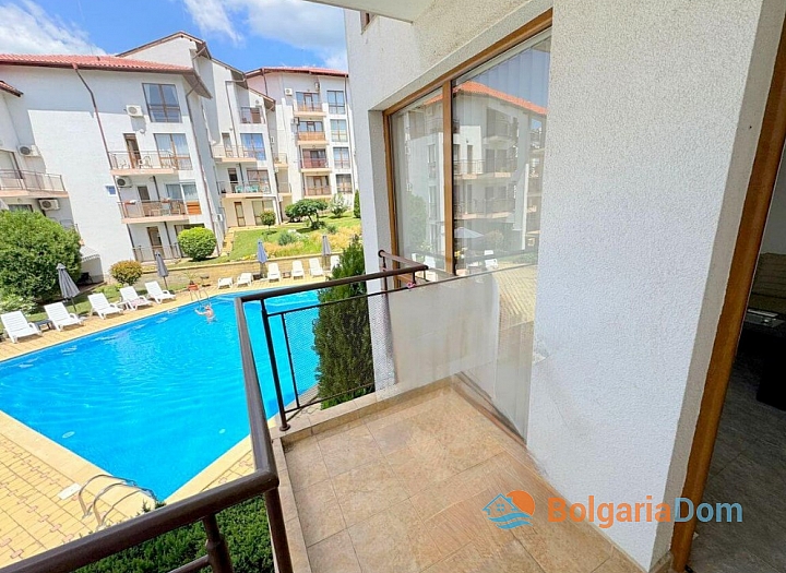 Apartament z widokiem na basen w centrum Sveti Vlas. Zdjęcie 7