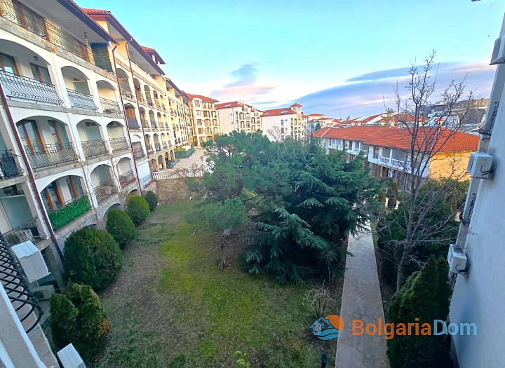 Квартира у великому красивому комплексі у самому центрі. Фото 8 Квартира у великому красивому комплексі у самому центрі. Фото 8