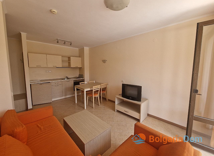 Apartment mit Poolblick in einer großen Anlage. Foto 12