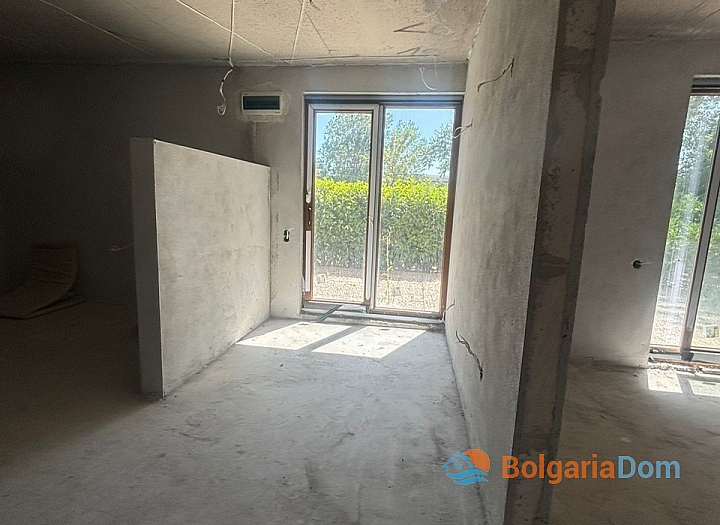 Three-room apartment with a huge terrace in a boutique complex. Photo 9