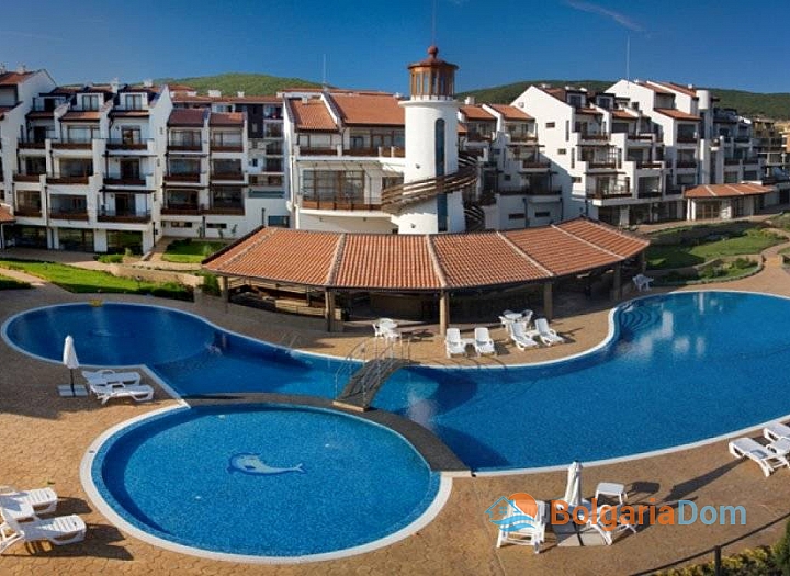 Dwupokojowe mieszkanie nad morzem w kompleksie Sveti Vlas Morski Far. Zdjęcie 1 Dwupokojowe mieszkanie nad morzem w kompleksie Sveti Vlas Morski Far. Zdjęcie 1