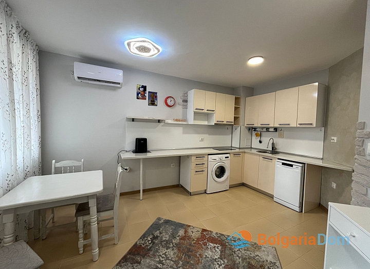 Квартира с видом на бассейн в тихом центре. Фото 6 Квартира с видом на бассейн в тихом центре. Фото 6