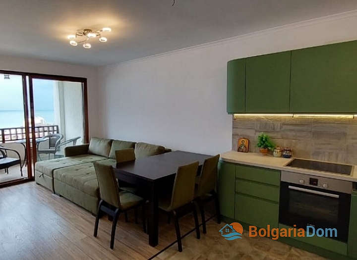 Квартира с панорамным видом на море на первой линии. Фото 6