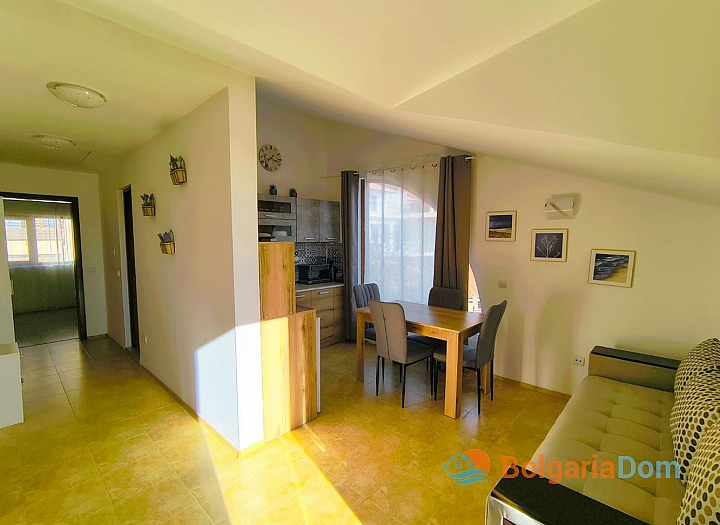 Dwupokojowe mieszkanie nad morzem w kompleksie Sveti Vlas Morski Far. Zdjęcie 3 Dwupokojowe mieszkanie nad morzem w kompleksie Sveti Vlas Morski Far. Zdjęcie 3