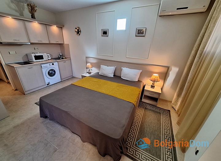 Простора студія з чудовою локацією. Фото 7