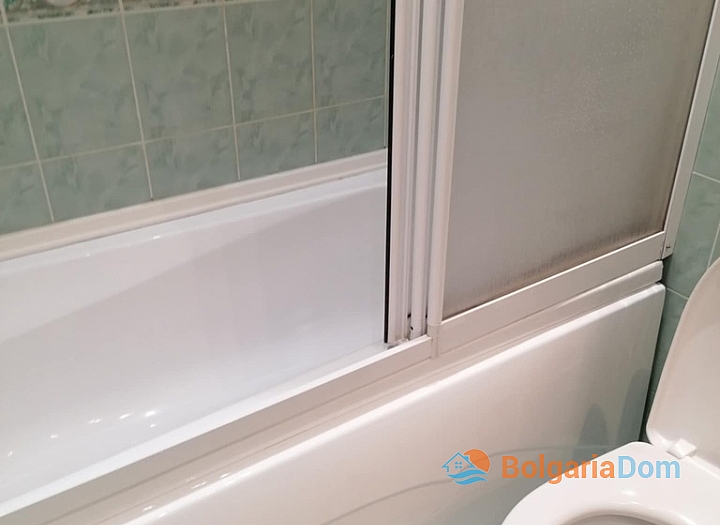 Apartmán ve velkém komplexu s výbornou lokalitou. Foto 9