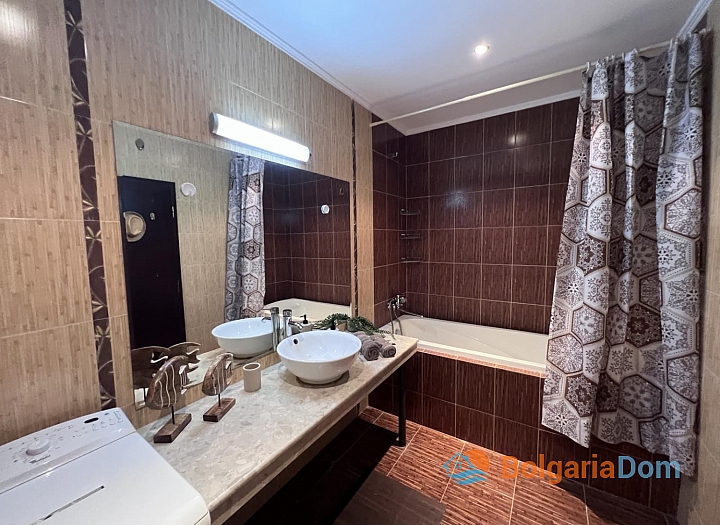 Stylowy dwupokojowy apartament w doskonałym kompleksie 300 metrów od morza. Zdjęcie 24