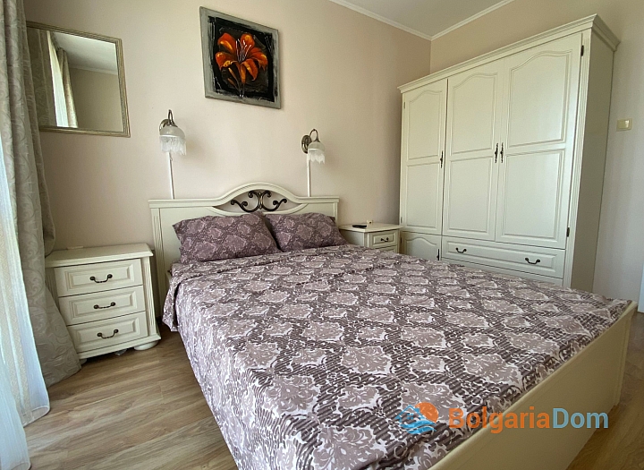 Apartament z widokiem na basen w luksusowym kompleksie. Zdjęcie 3
