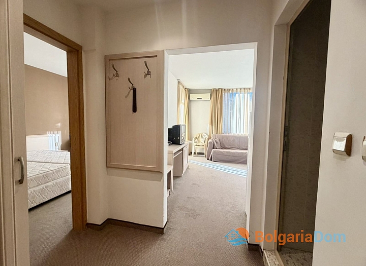 Двухкомнатная квартира в 400 метрах от моря. Фото 7 Двухкомнатная квартира в 400 метрах от моря. Фото 7