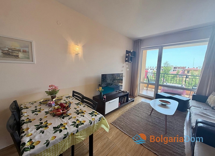 Spacious apartment with sea view in a large complex. Photo 17