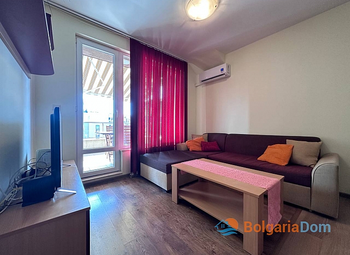 Schöne Wohnung 50 Meter vom Meer entfernt in einem Haus ohne Wartungsgebühr. Foto 11
