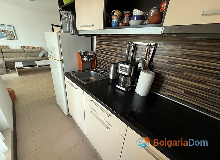 Duży dwupokojowy apartament 400 metrów od morza. Zdjęcie 3 Duży dwupokojowy apartament 400 metrów od morza. Zdjęcie 3