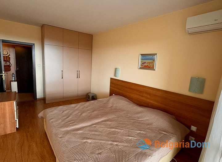 Velký dvoupokojový apartmán s výhledem na moře. Foto 15