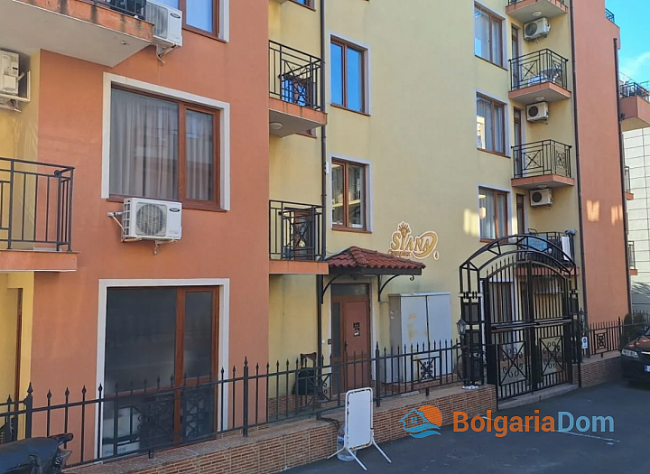 Útulný jednopokojový byt v uzavřeném komplexu. Foto 13